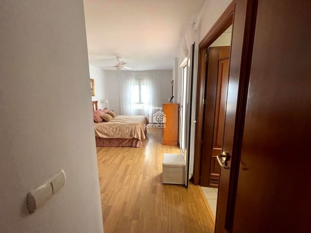 4 soveværelse Villa til salg i Los Cristianos, Arona med swimmingpool garage - € 890.000 (Ref: 9354558)