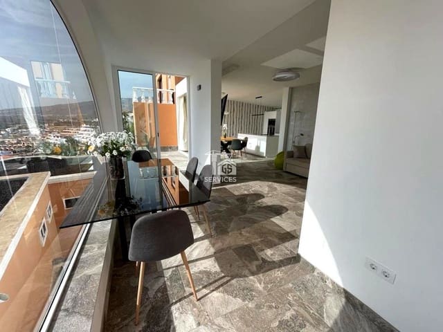 4 Zimmer Villa zu verkaufen in San Eugenio Alto, Adeje mit Garage - 750.000 € (Ref: 9354559)