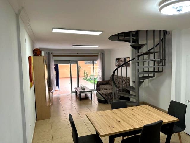 3 chambre Appartement à vendre à Playa San Juan, Guía de Isora avec garage - 297 000 € (Ref: 9356522)