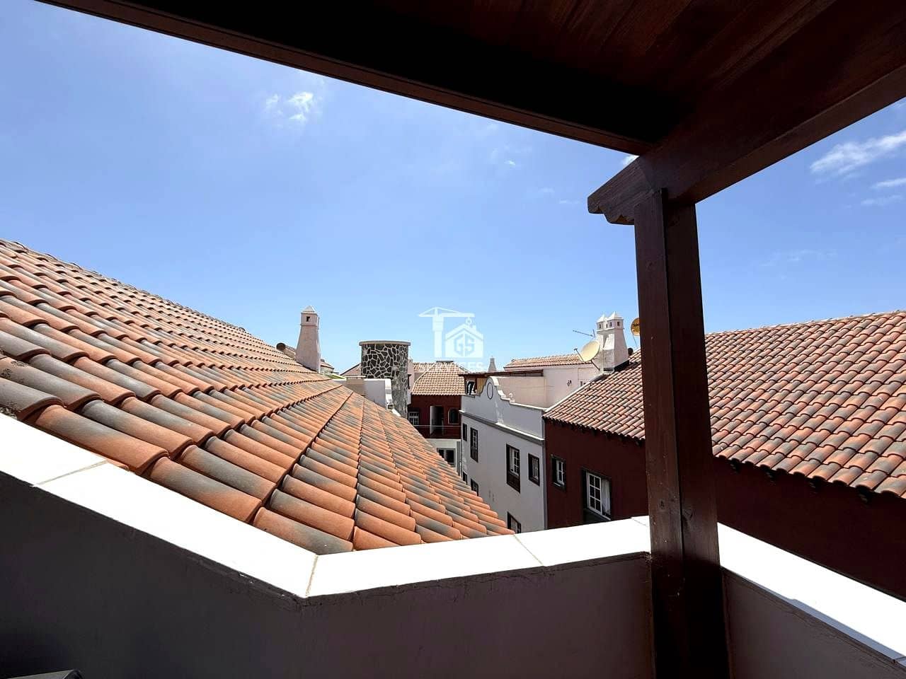 4 slaapkamer Villa te koop in Adeje met zwembad garage - € 415.000 (Ref: 9356523)