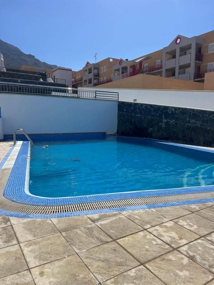 2 slaapkamer Flat te koop in Costa Adeje met zwembad garage - € 369.000 (Ref: 9357064)