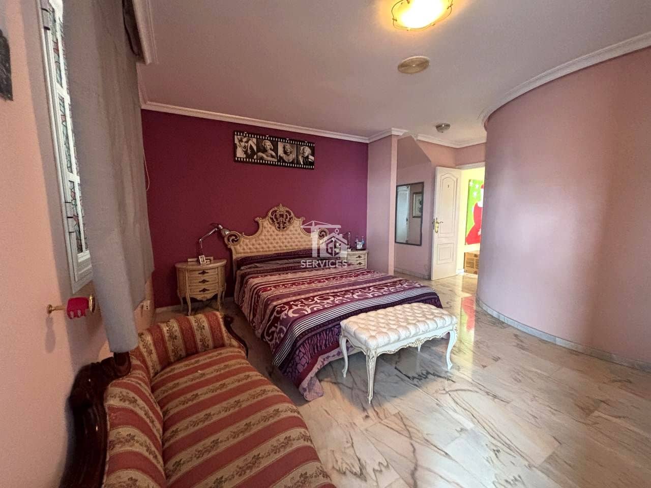 Chalet de 4 habitaciones en Arona en venta con piscina garaje - 850.000 € (Ref: 9357087)