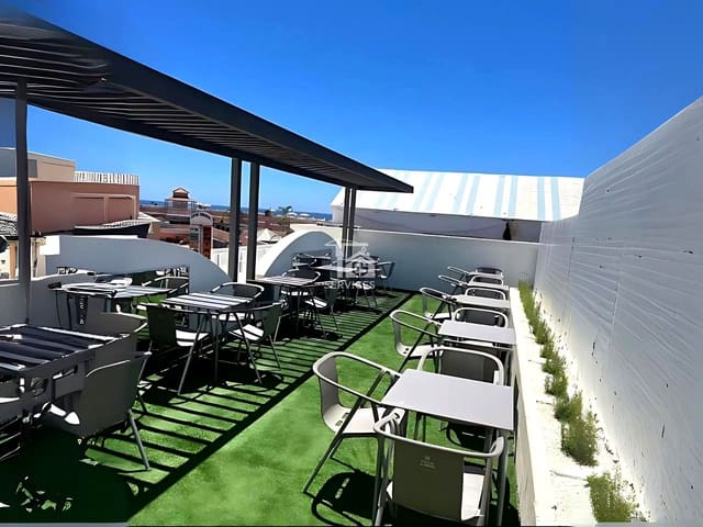 3 Zimmer Firma/Unternehmen zu vermieten in Playa Fañabe, Adeje - 2.800 € (Ref: 9357679)