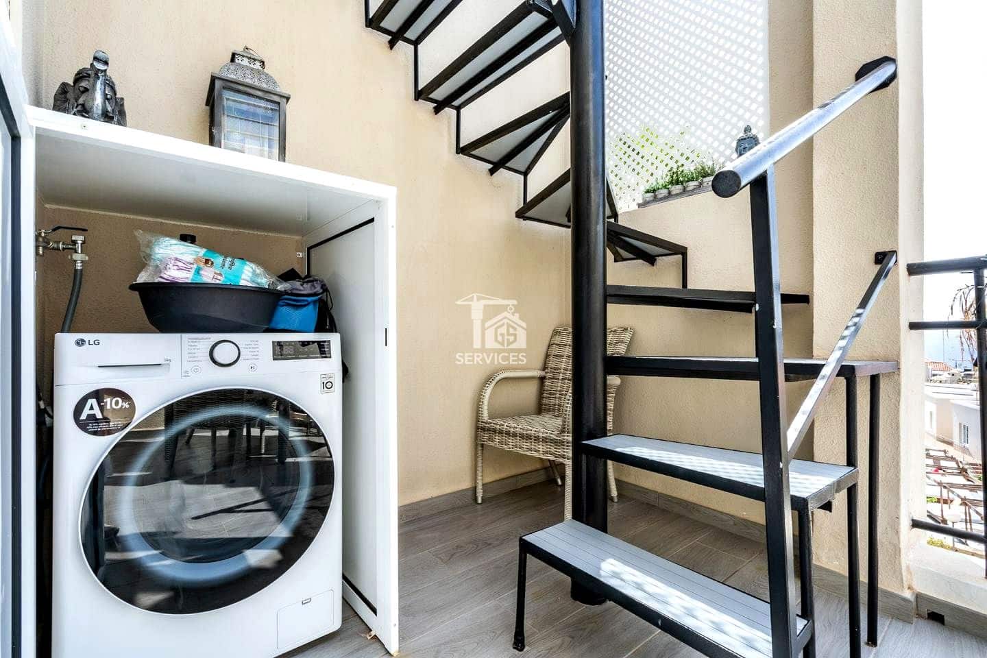 1 bedroom Flat for sale in Costa Adeje with pool - € 445,000 (Ref: 9363485)