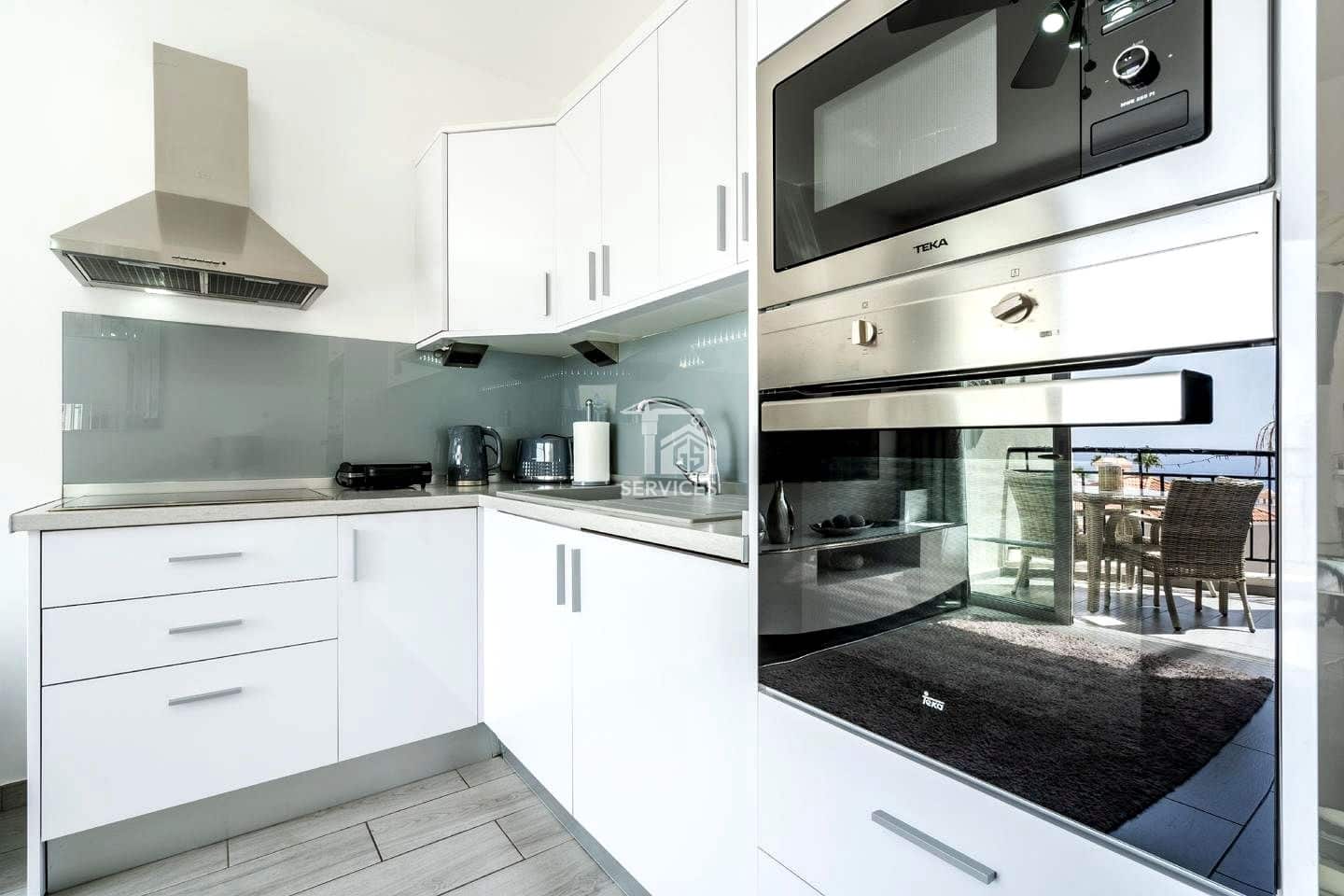 1 bedroom Flat for sale in Costa Adeje with pool - € 445,000 (Ref: 9363485)