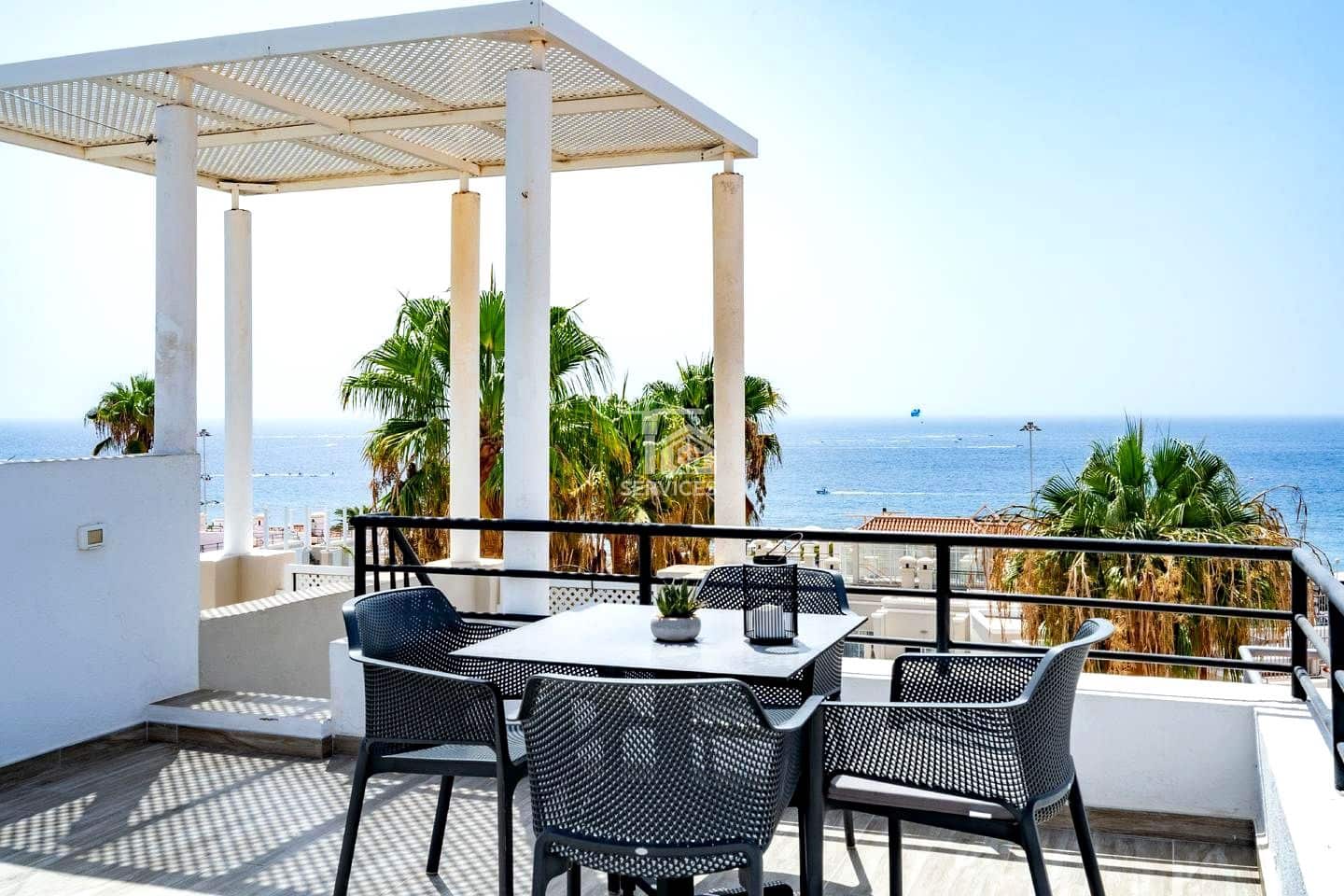 1 bedroom Flat for sale in Costa Adeje with pool - € 445,000 (Ref: 9363485)