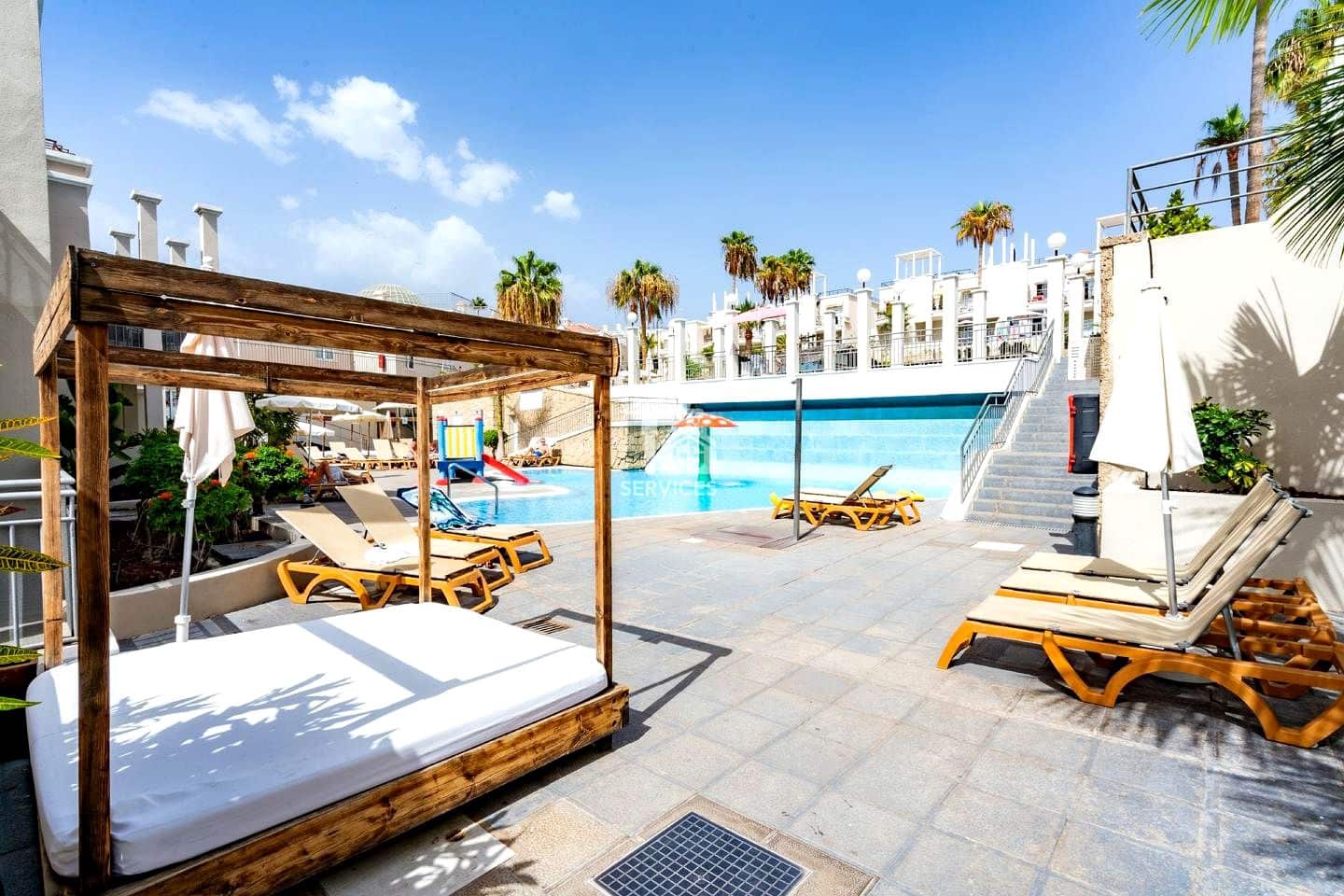 1 bedroom Flat for sale in Costa Adeje with pool - € 445,000 (Ref: 9363485)