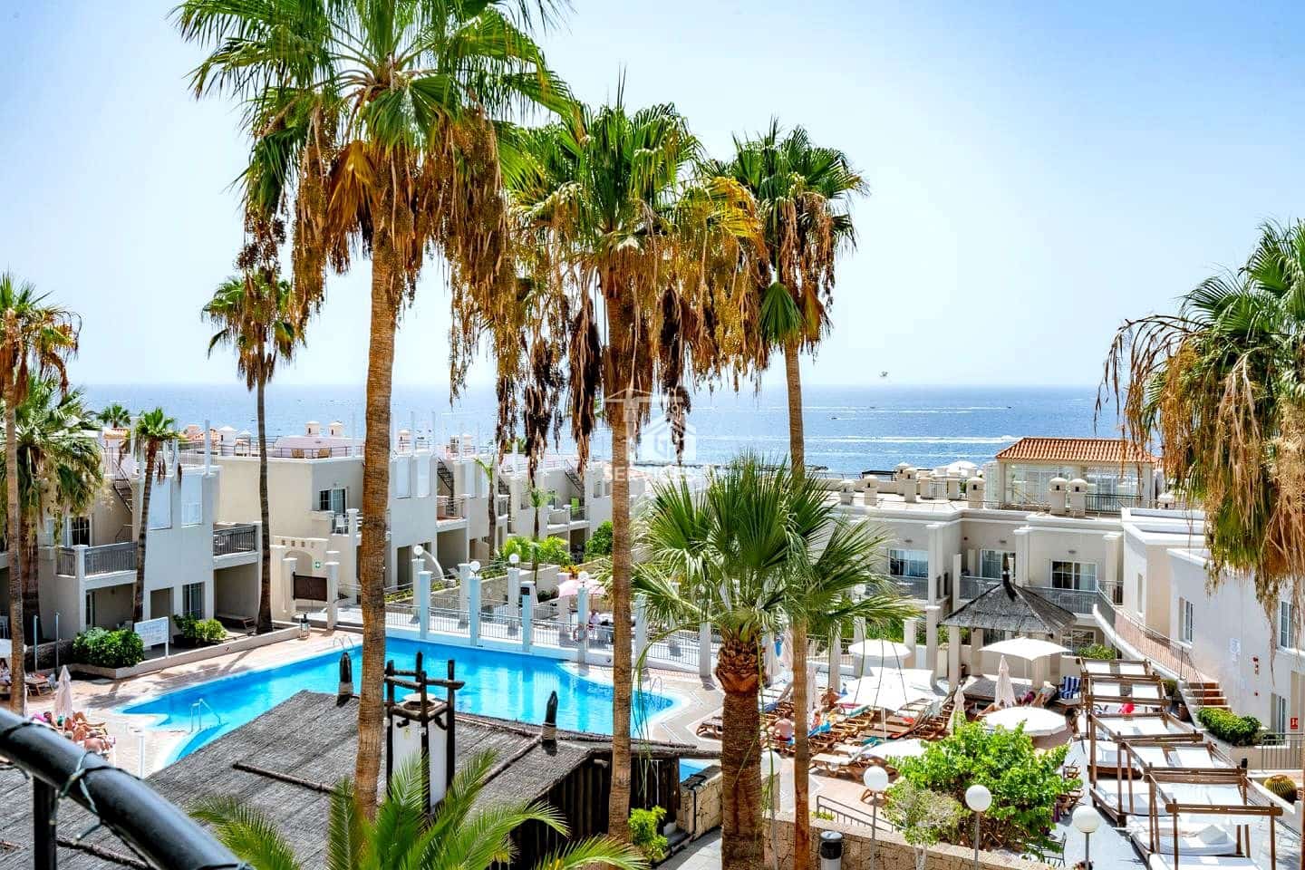 1 bedroom Flat for sale in Costa Adeje with pool - € 445,000 (Ref: 9363485)