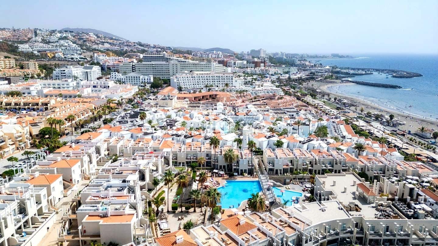 1 bedroom Flat for sale in Costa Adeje with pool - € 445,000 (Ref: 9363485)