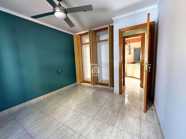 2 makuuhuone Asunto myytävänä paikassa Los Cristianos, Arona - 250 000 € (Ref: 9374911)