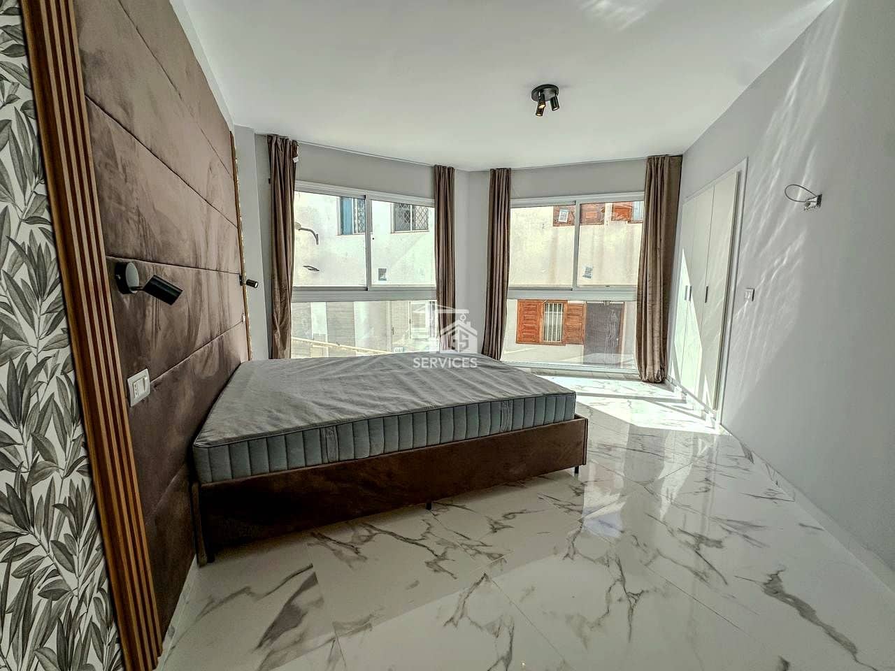 2 slaapkamer Flat te koop in Adeje - € 230.000 (Ref: 9378334)