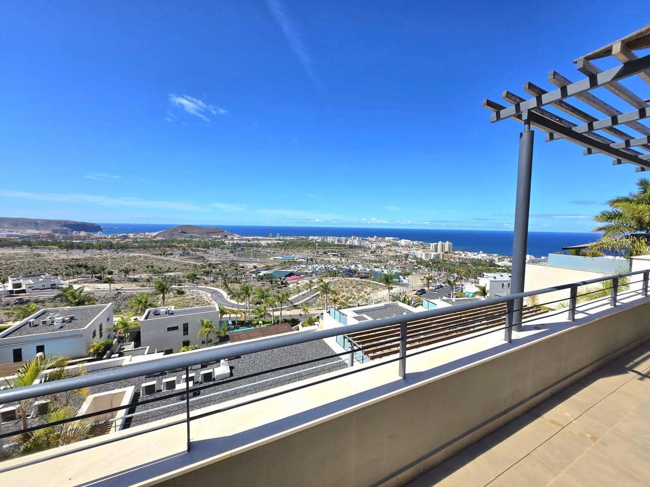 3 sypialnia Mieszkanie na sprzedaż w Adeje z garażem - 950 000 € (Ref: 9388323)