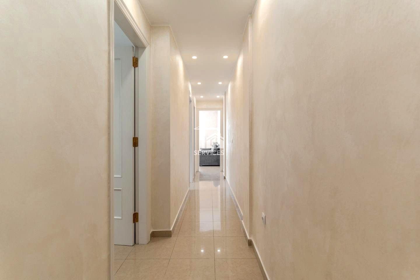 2 soverom Leilighet til salgs i Adeje med garasje - € 294 000 (Ref: 9389965)