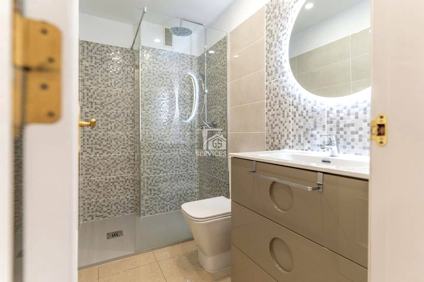 2 soverom Leilighet til salgs i Adeje med garasje - € 294 000 (Ref: 9389965)