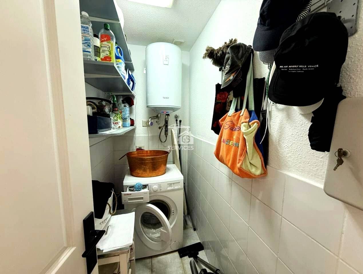 3 chambre Villa/Maison à vendre à Arona avec piscine garage - 399 000 € (Ref: 9390040)