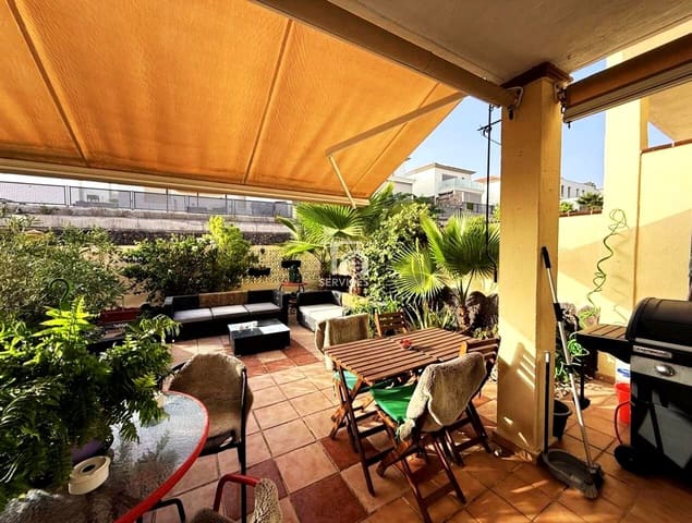 3 chambre Villa/Maison à vendre à Chayofa, Arona avec piscine garage - 399 000 € (Ref: 9390040)