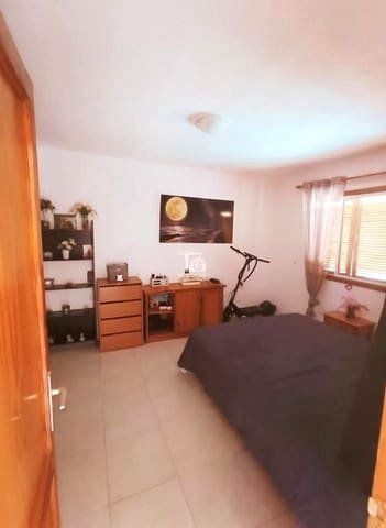 1 soverom Leilighet til salgs i Los Cristianos, Arona med svømmebasseng garasje - € 240 000 (Ref: 9390280)