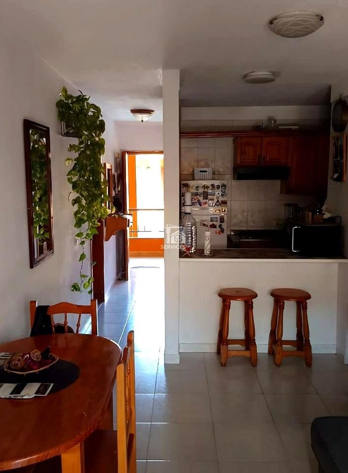 1 bedroom Flat for sale in Arona with pool garage - € 240,000 (Ref: 9390280)