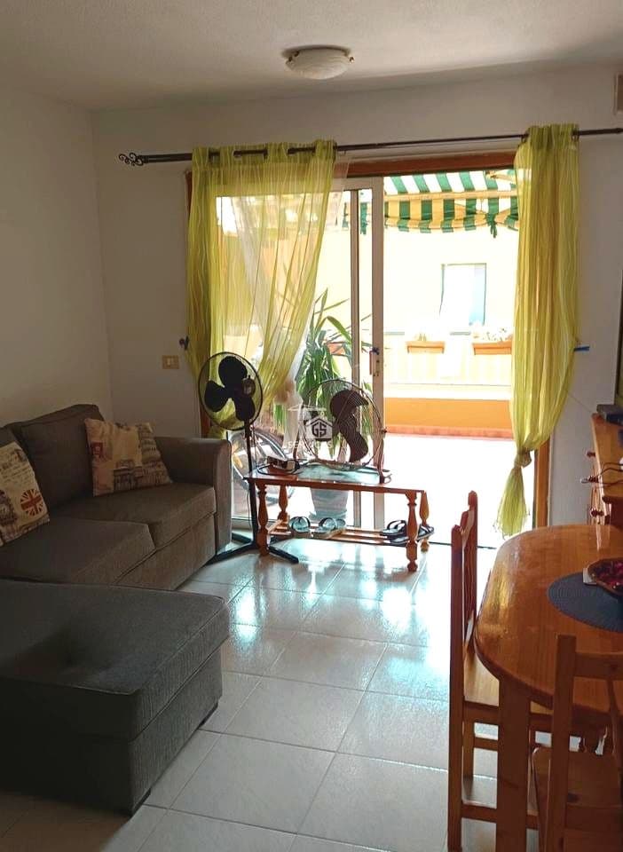 1 bedroom Flat for sale in Arona with pool garage - € 240,000 (Ref: 9390280)