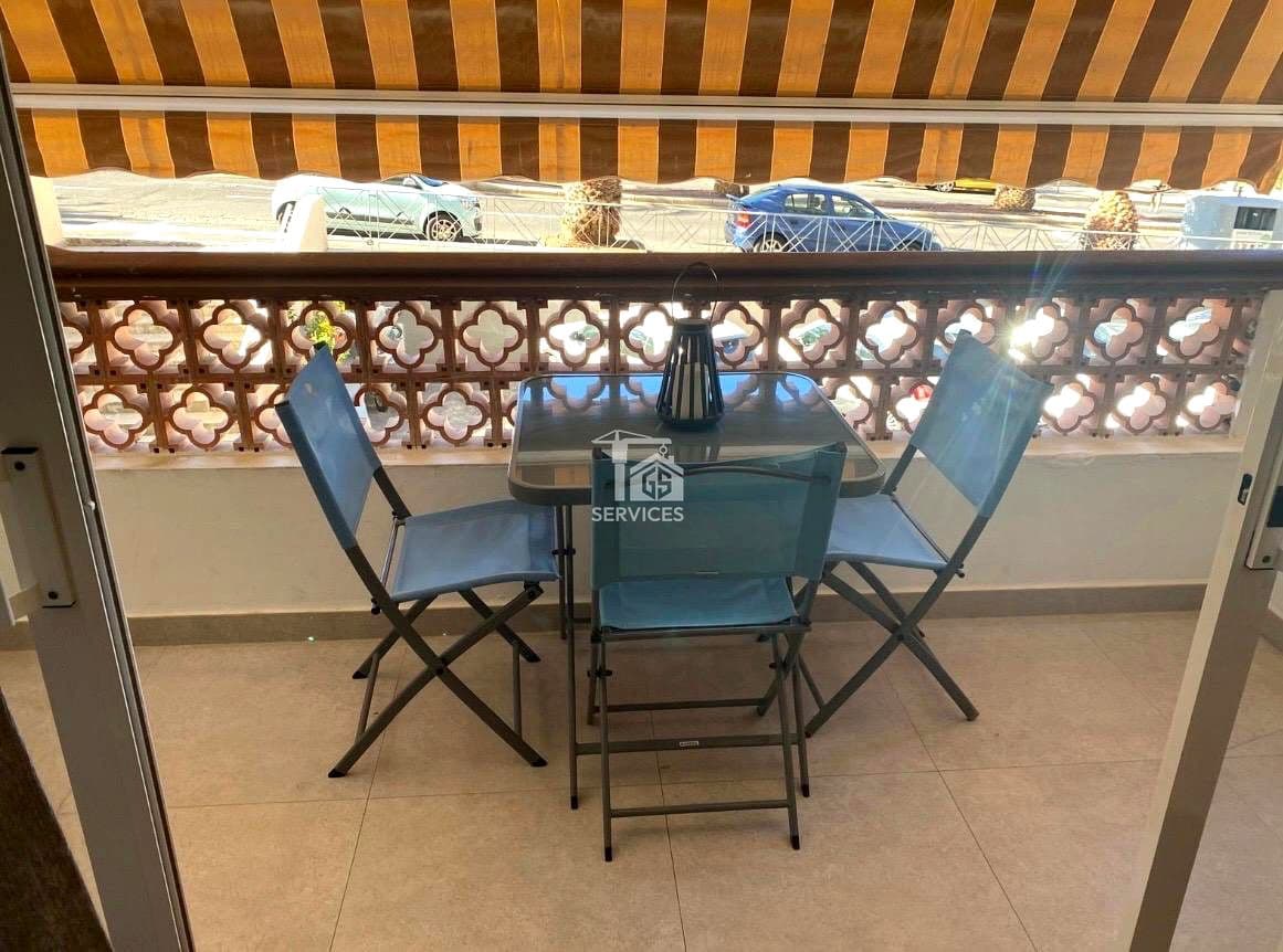 1 soverom Leilighet til salgs i Arona med garasje - € 235 000 (Ref: 9390281)