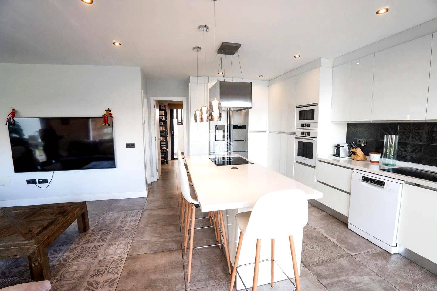 5 soverom Villa til salgs i Adeje med garasje - € 875 000 (Ref: 9397044)