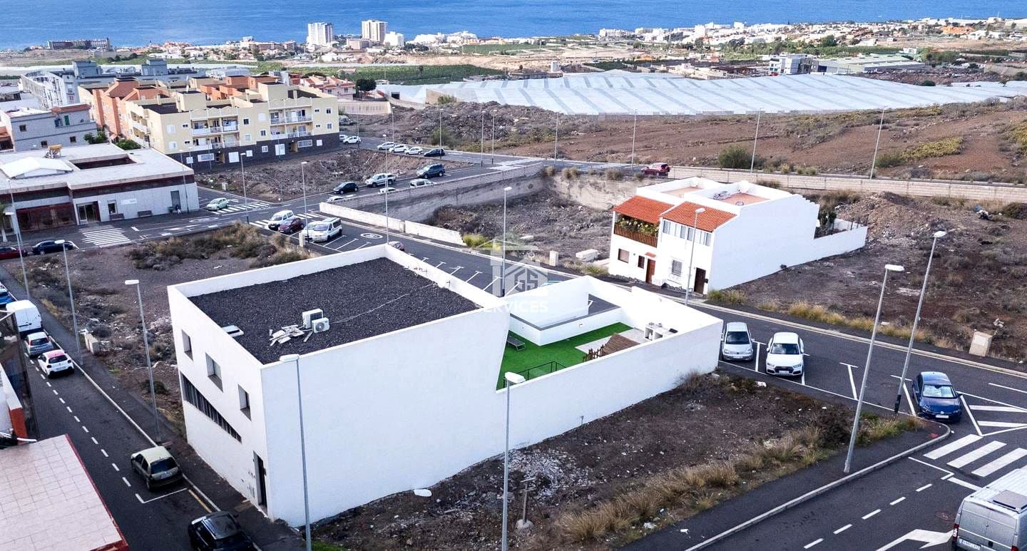 5 soverom Villa til salgs i Adeje med garasje - € 875 000 (Ref: 9397044)