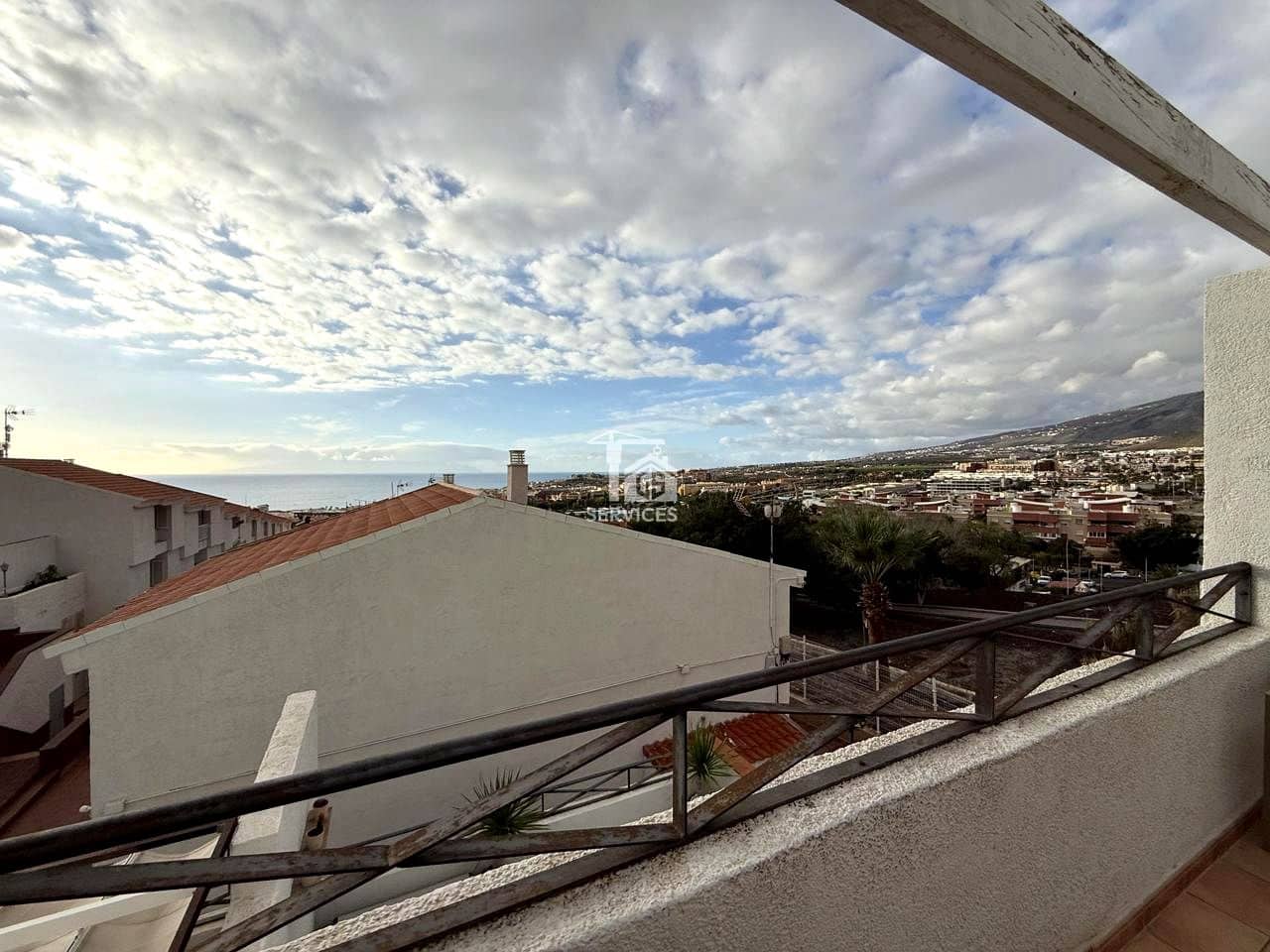 2 sovrum Lägenhet till salu i Costa Adeje med pool garage - 365 000 € (Ref: 9400208)