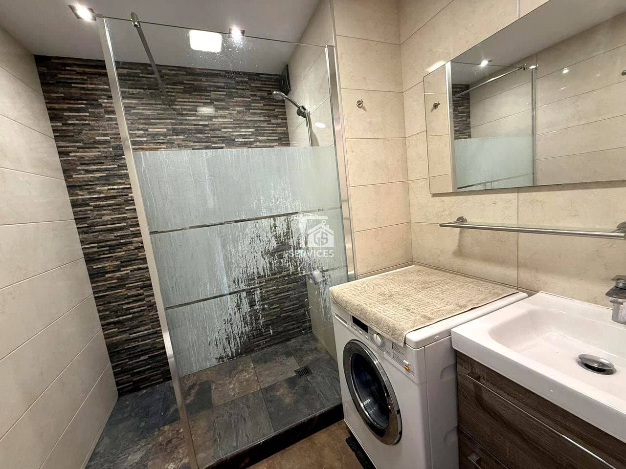 2 sovrum Lägenhet till salu i Costa Adeje med pool garage - 365 000 € (Ref: 9400208)