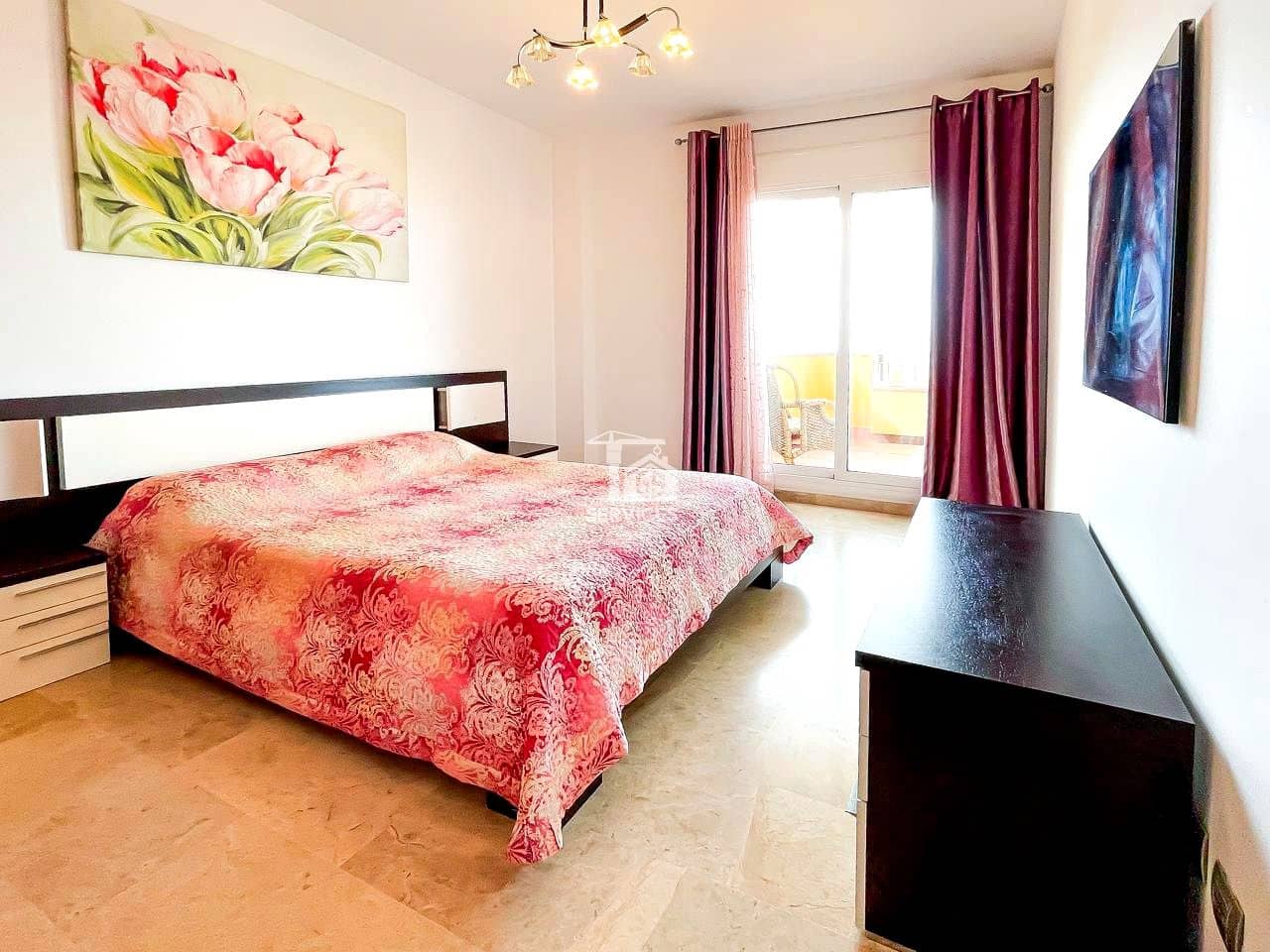 2 slaapkamer Flat te koop in Santiago del Teide met zwembad garage - € 425.000 (Ref: 9403118)