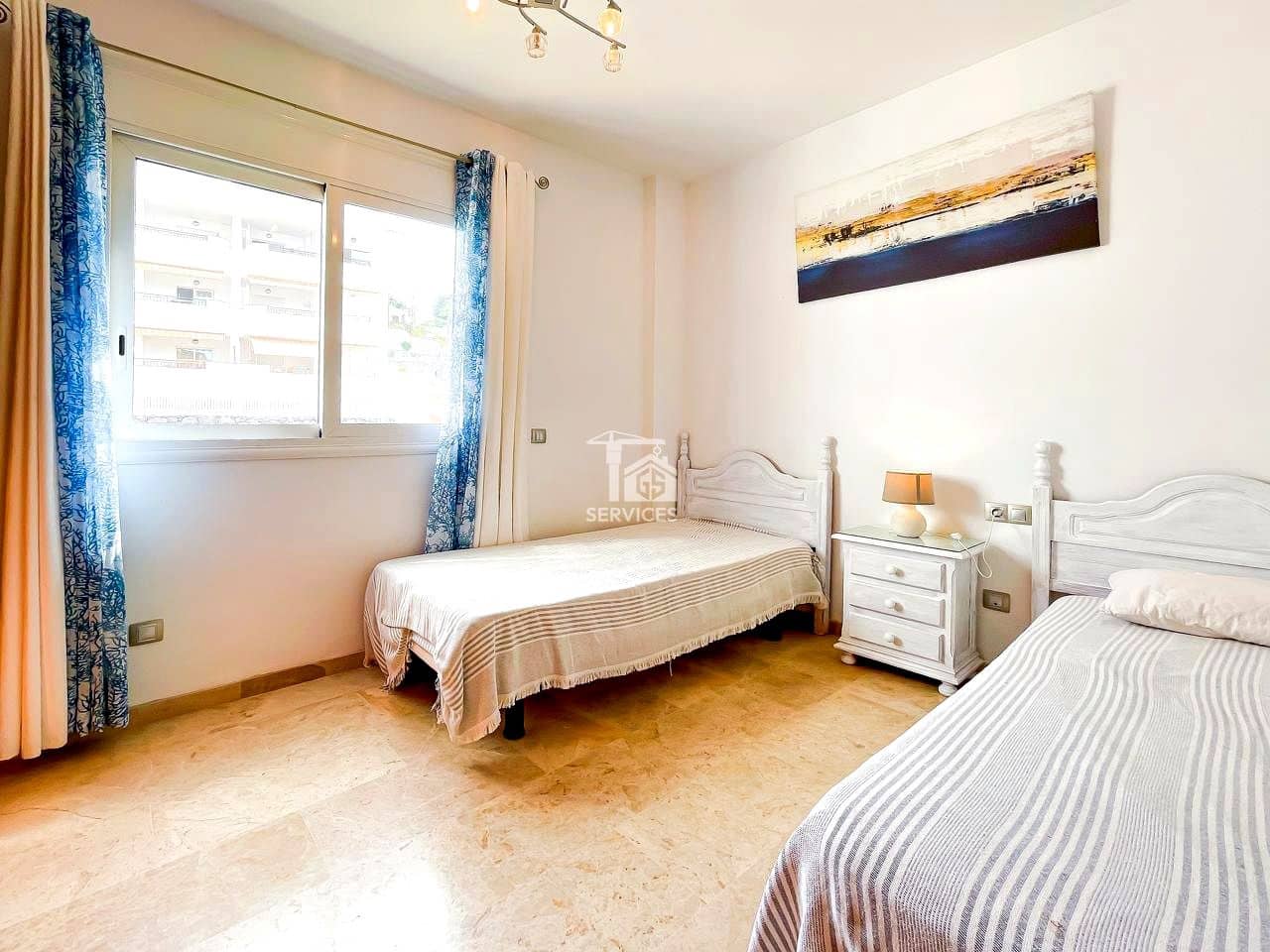 2 slaapkamer Flat te koop in Santiago del Teide met zwembad garage - € 425.000 (Ref: 9403118)