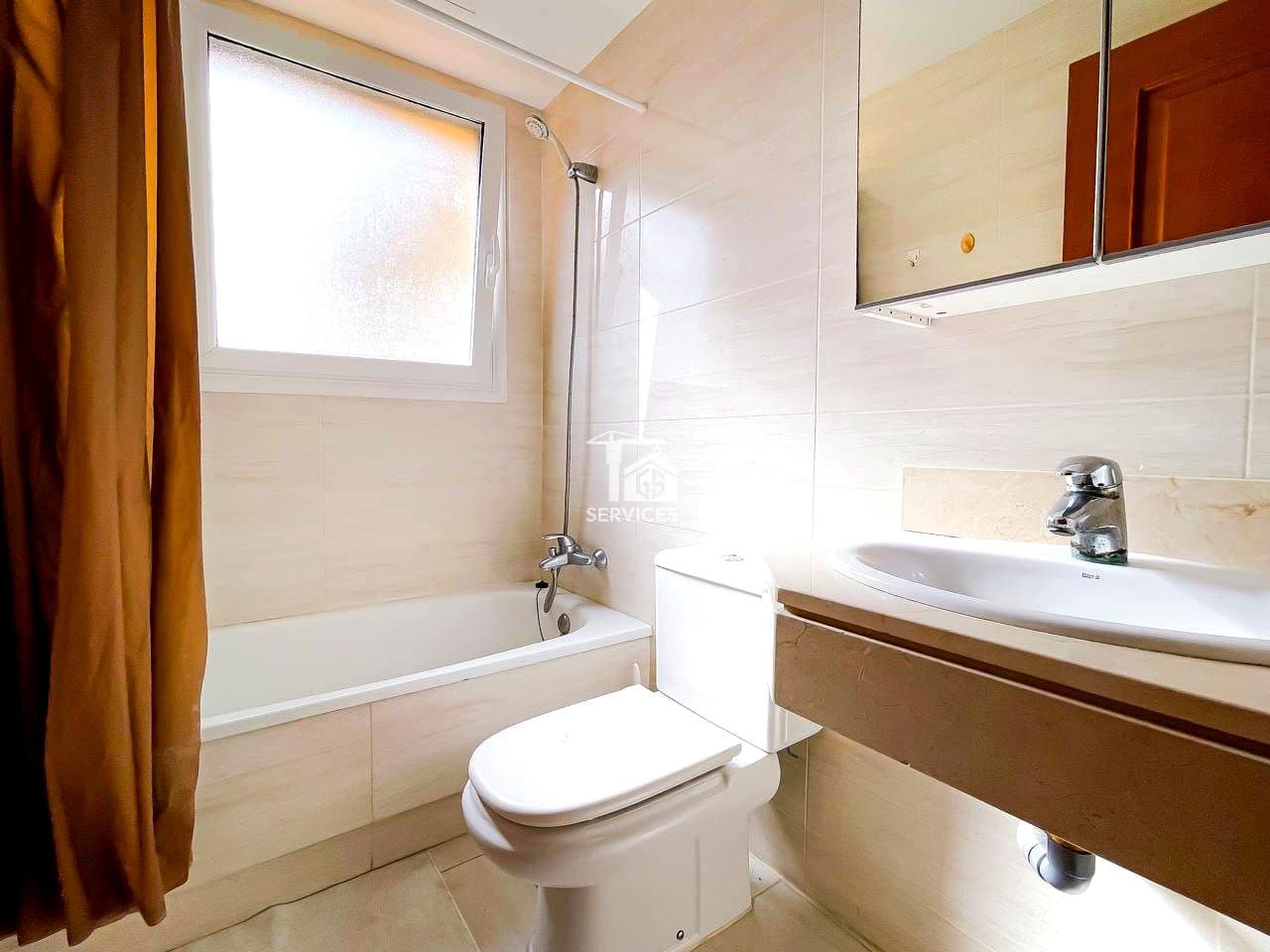 2 slaapkamer Flat te koop in Santiago del Teide met zwembad garage - € 425.000 (Ref: 9403118)