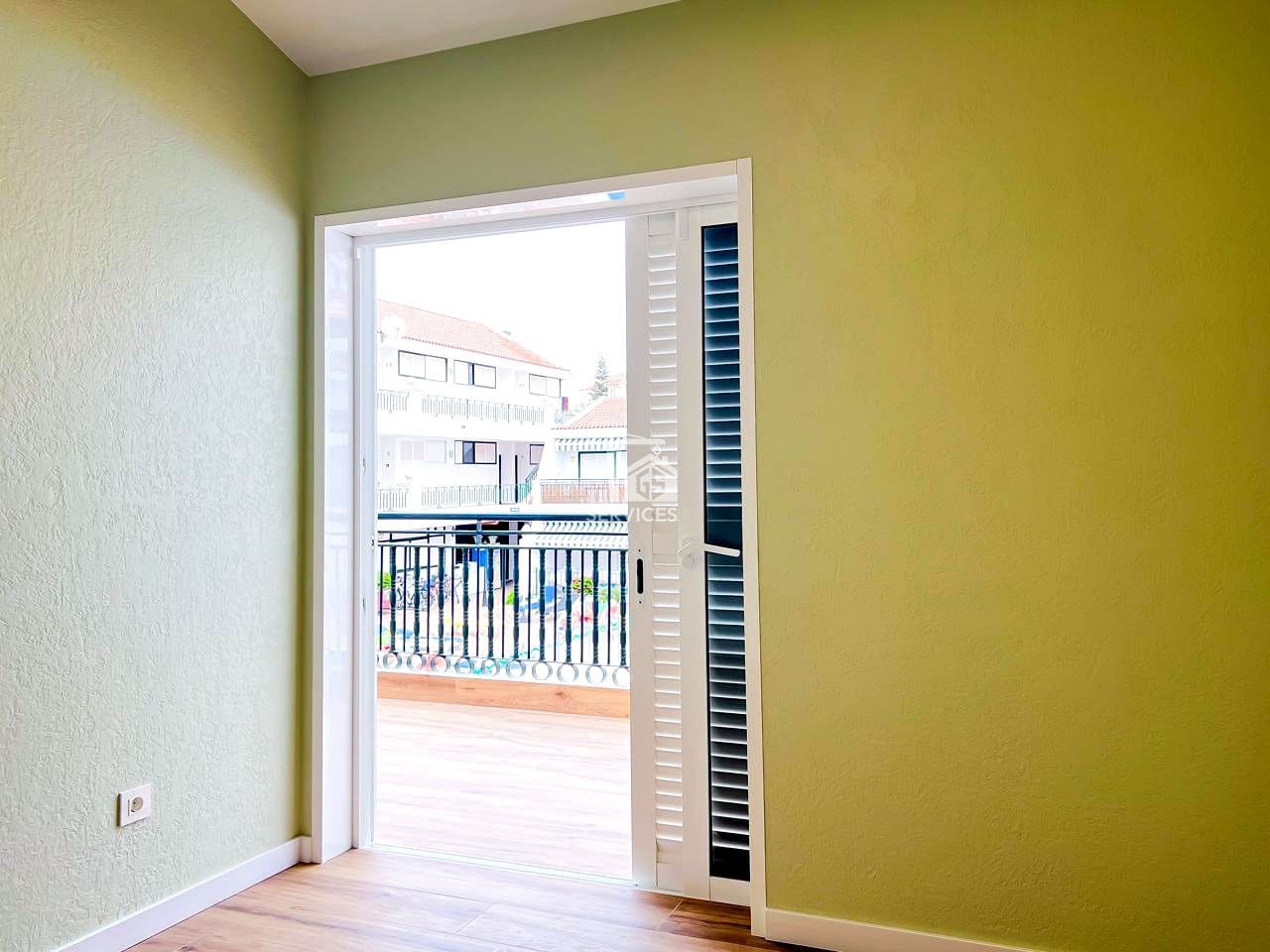 1 bedroom Flat for sale in Arona with pool - € 269,000 (Ref: 9403119)