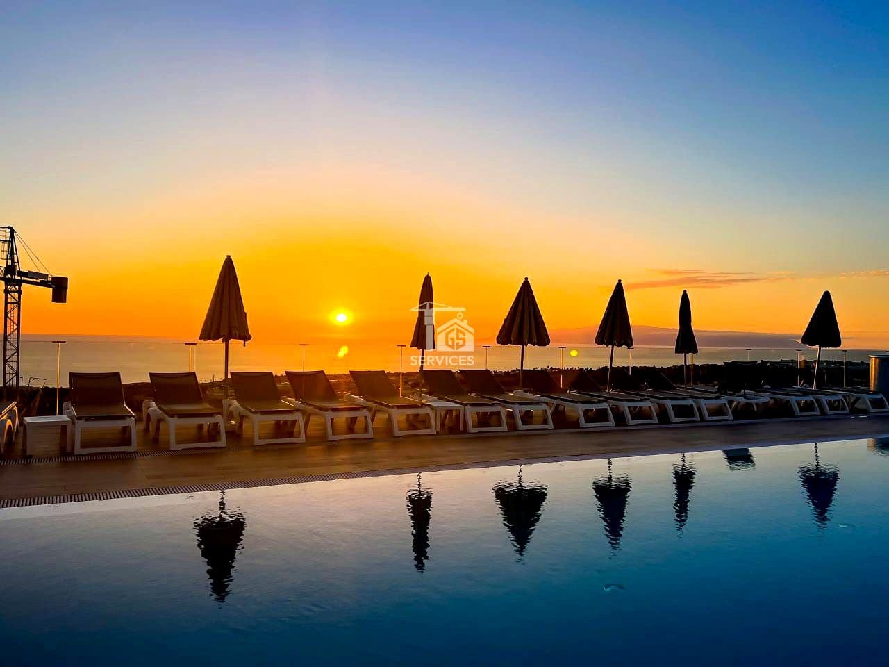 2 slaapkamer Flat te koop in Adeje met zwembad garage - € 350.000 (Ref: 9403120)