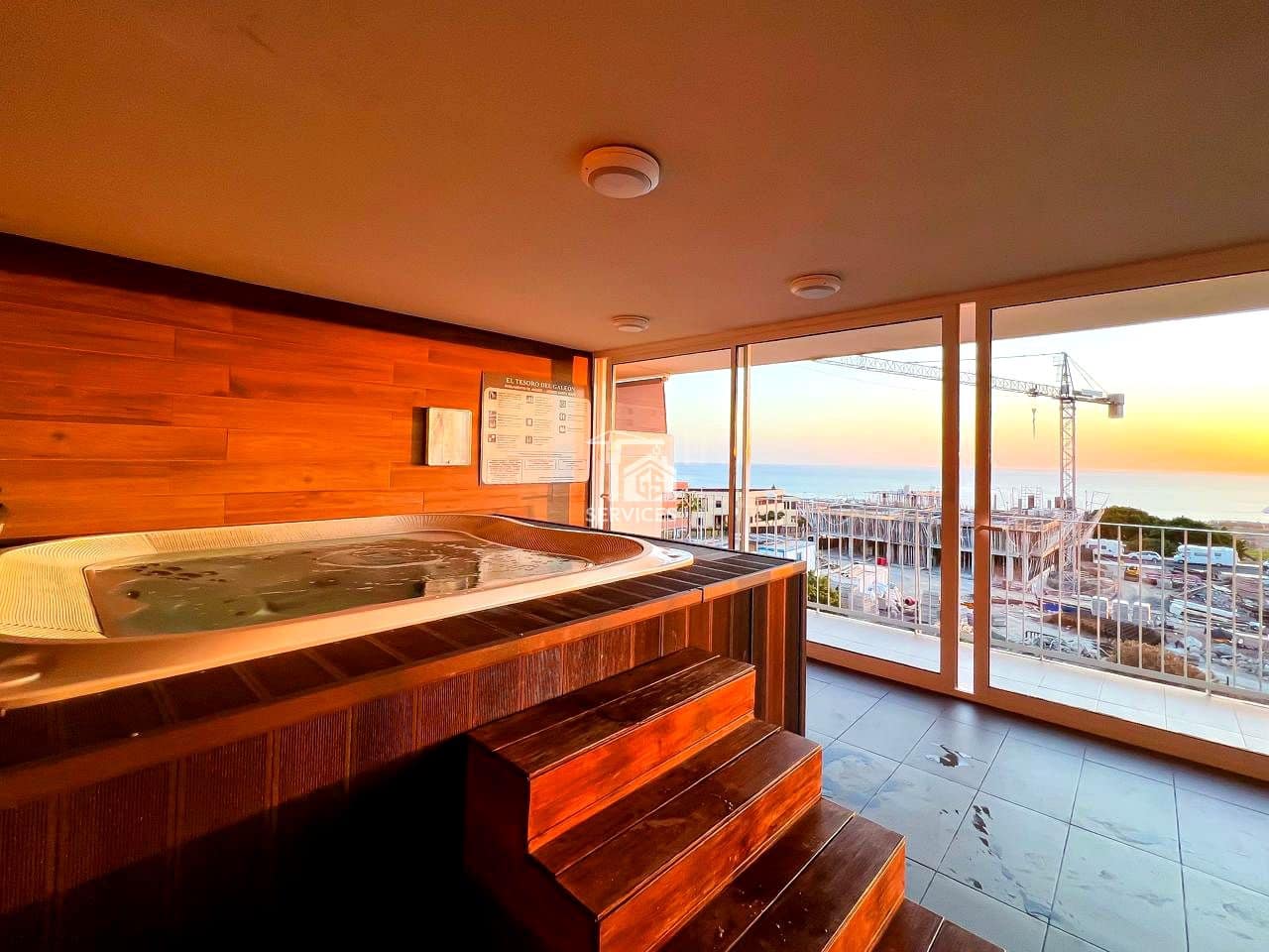 2 slaapkamer Flat te koop in Adeje met zwembad garage - € 350.000 (Ref: 9403120)