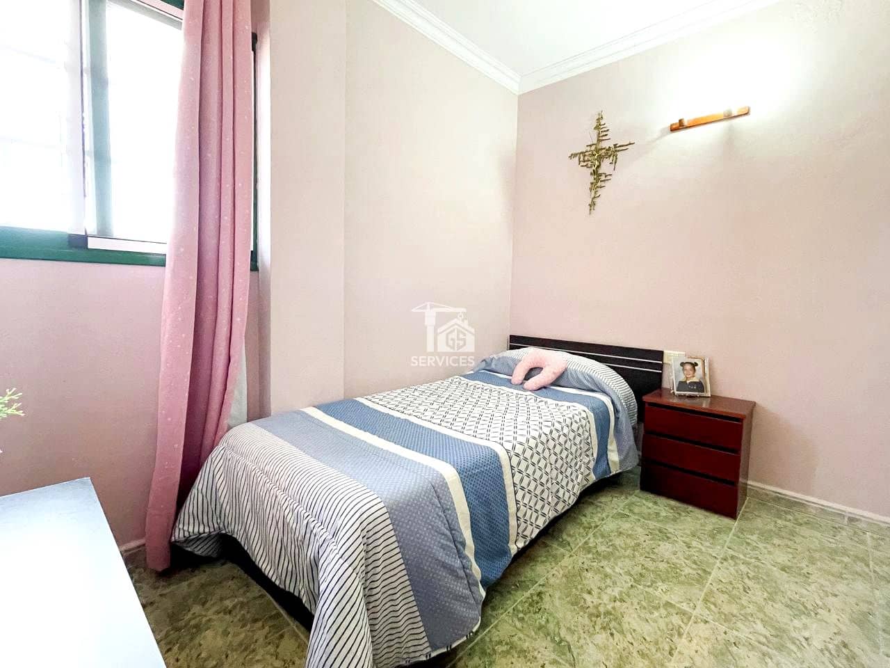 3 bedroom Villa for sale in Granadilla de Abona with garage - € 850,000 (Ref: 9405812)