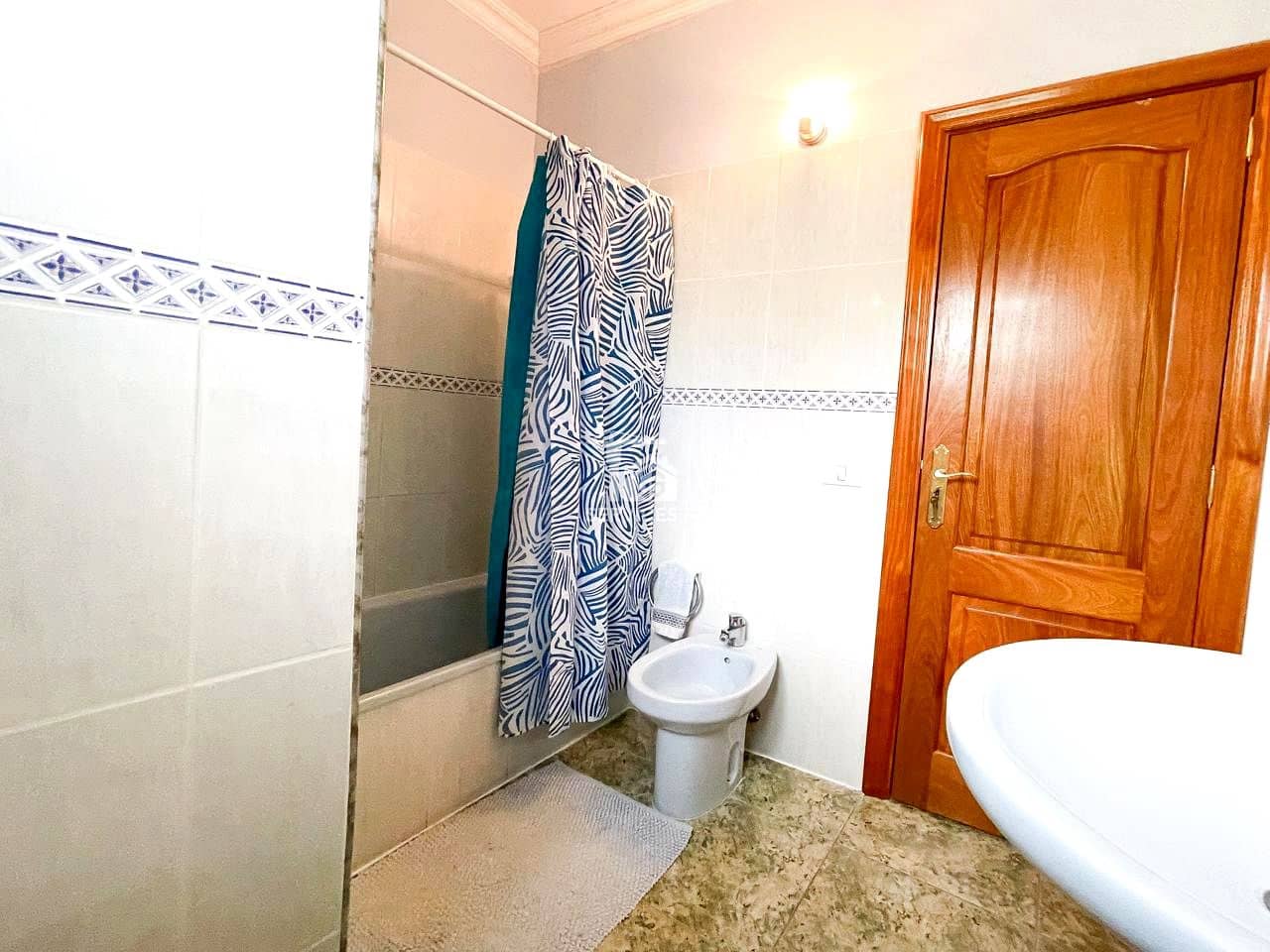 3 bedroom Villa for sale in Granadilla de Abona with garage - € 850,000 (Ref: 9405812)