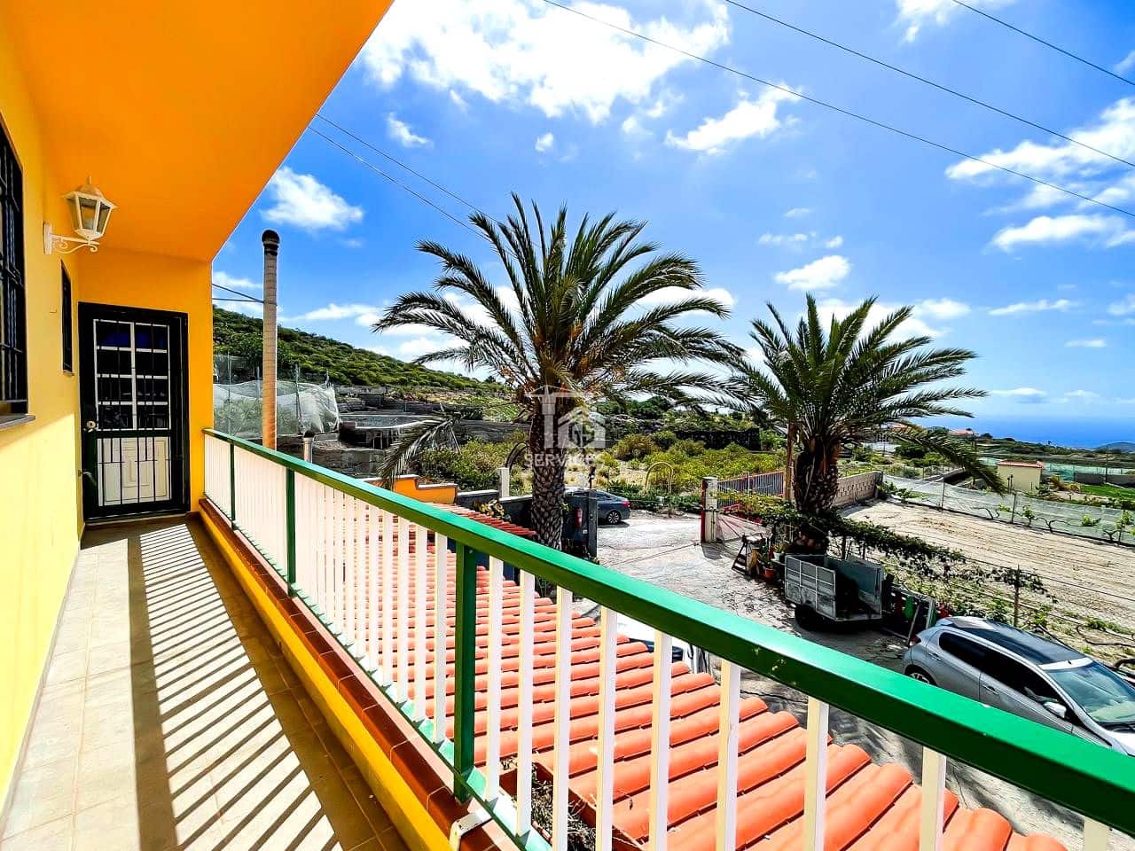 3 bedroom Villa for sale in Granadilla de Abona with garage - € 850,000 (Ref: 9405812)