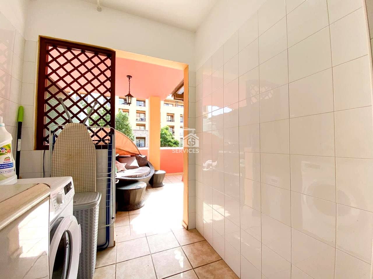 1 soverom Leilighet til salgs i Costa Adeje med svømmebasseng garasje - € 599 000 (Ref: 9408258)