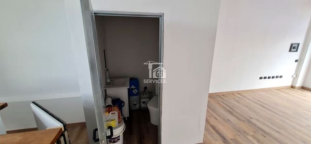 1 soveværelse Virksomhed til salg i Torviscas Bajo, Adeje - € 195.000 (Ref: 9408259)