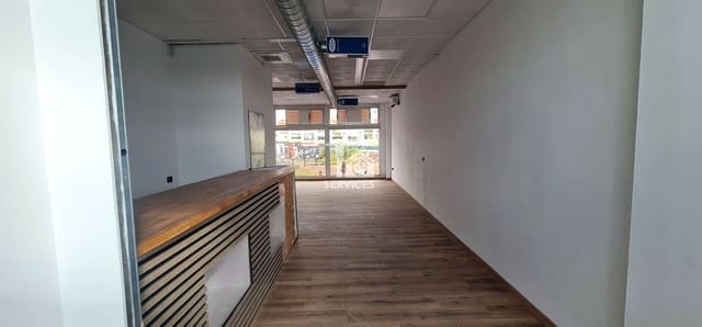 1 soveværelse Virksomhed til salg i Torviscas Bajo, Adeje - € 195.000 (Ref: 9408259)