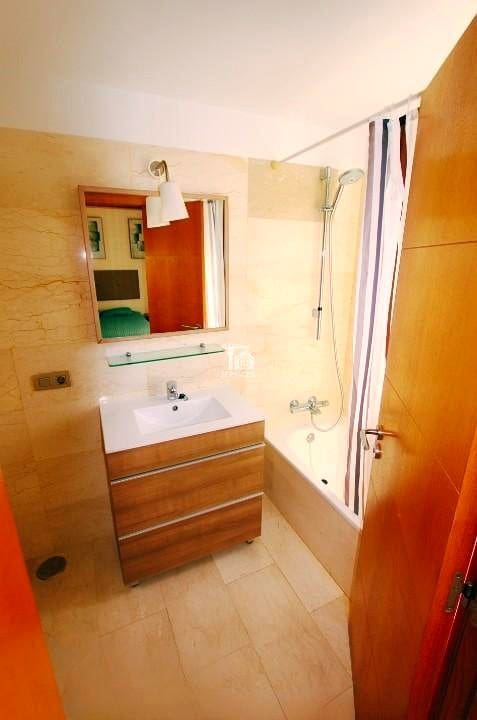 3 soveværelse Villa til salg i Amarilla Golf med swimmingpool garage - € 550.000 (Ref: 9408260)