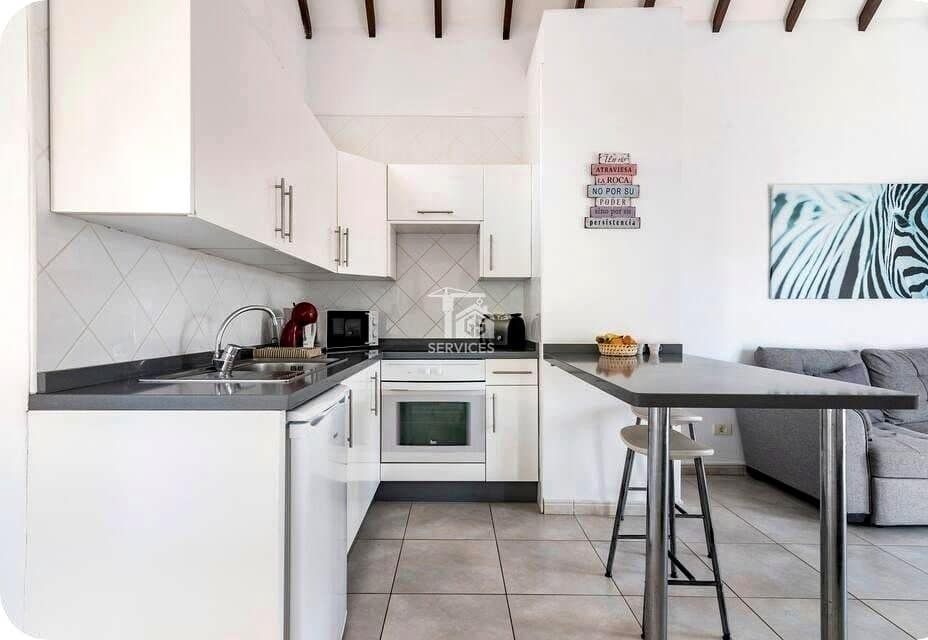 1 sovrum Lägenhet till salu i Costa Adeje med pool - 350 000 € (Ref: 9409160)