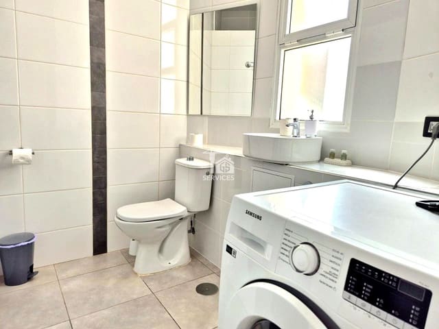 1 soveværelse Lejlighed til salg i Playa Fañabe, Adeje med swimmingpool - € 350.000 (Ref: 9409160)