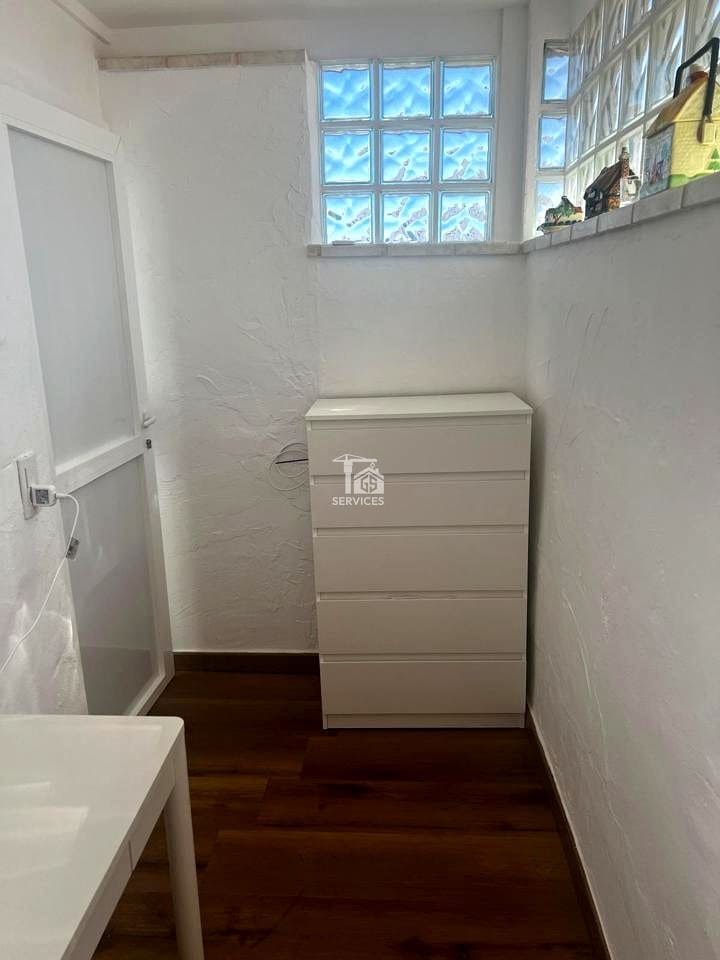 3 bedroom Flat for sale in Arona with pool garage - € 410,000 (Ref: 9409218)