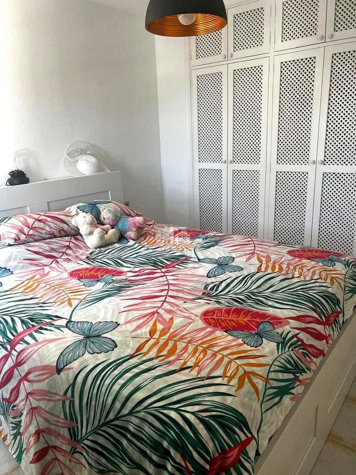 3 bedroom Flat for sale in Arona with pool garage - € 410,000 (Ref: 9409218)