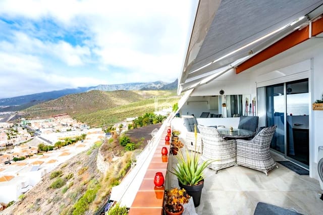 2 bedroom Flat for sale in Torviscas Centro y Alto, Adeje with pool garage - € 425,000 (Ref: 9409219)