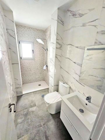 2 soveværelse Lejlighed til salg i Los Abrigos, Granadilla de Abona med garage - € 295.000 (Ref: 9409220)