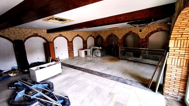 5 makuuhuone Yritys myytävänä paikassa San Miguel de Abona mukana uima-altaan 
autotalli - 340 000 € (Ref: 9410010)