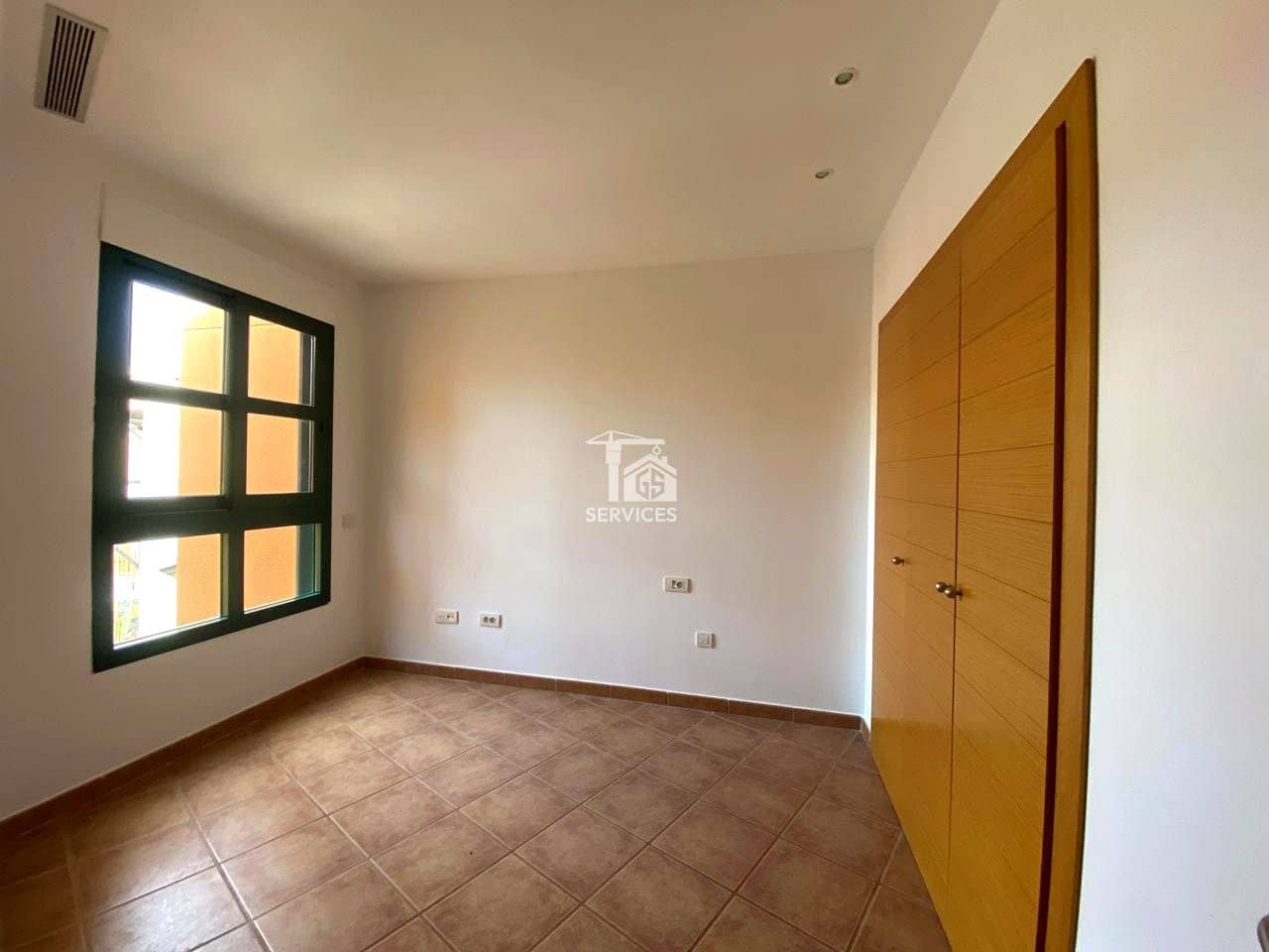 3 slaapkamer Villa te koop in San Miguel de Abona met zwembad garage - € 540.000 (Ref: 9413011)