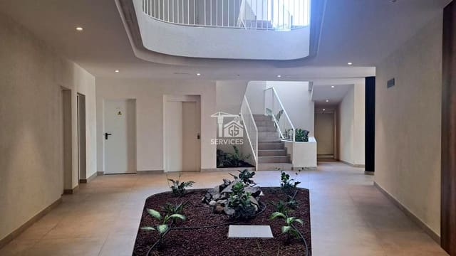 2 slaapkamer Flat te koop in Playa de Fañabé Alto, Adeje met zwembad garage - € 590.000 (Ref: 9413709)